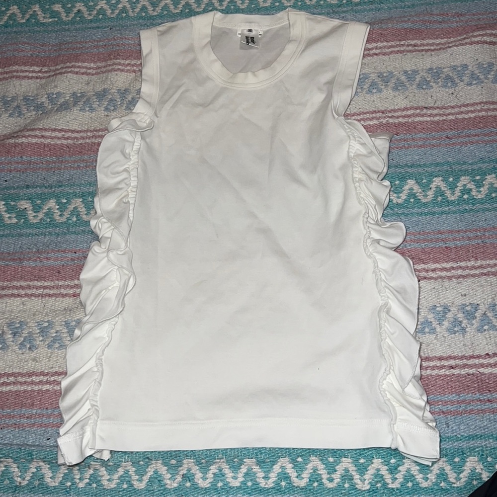 Noir Kei Ninomiya white ruffled tank top